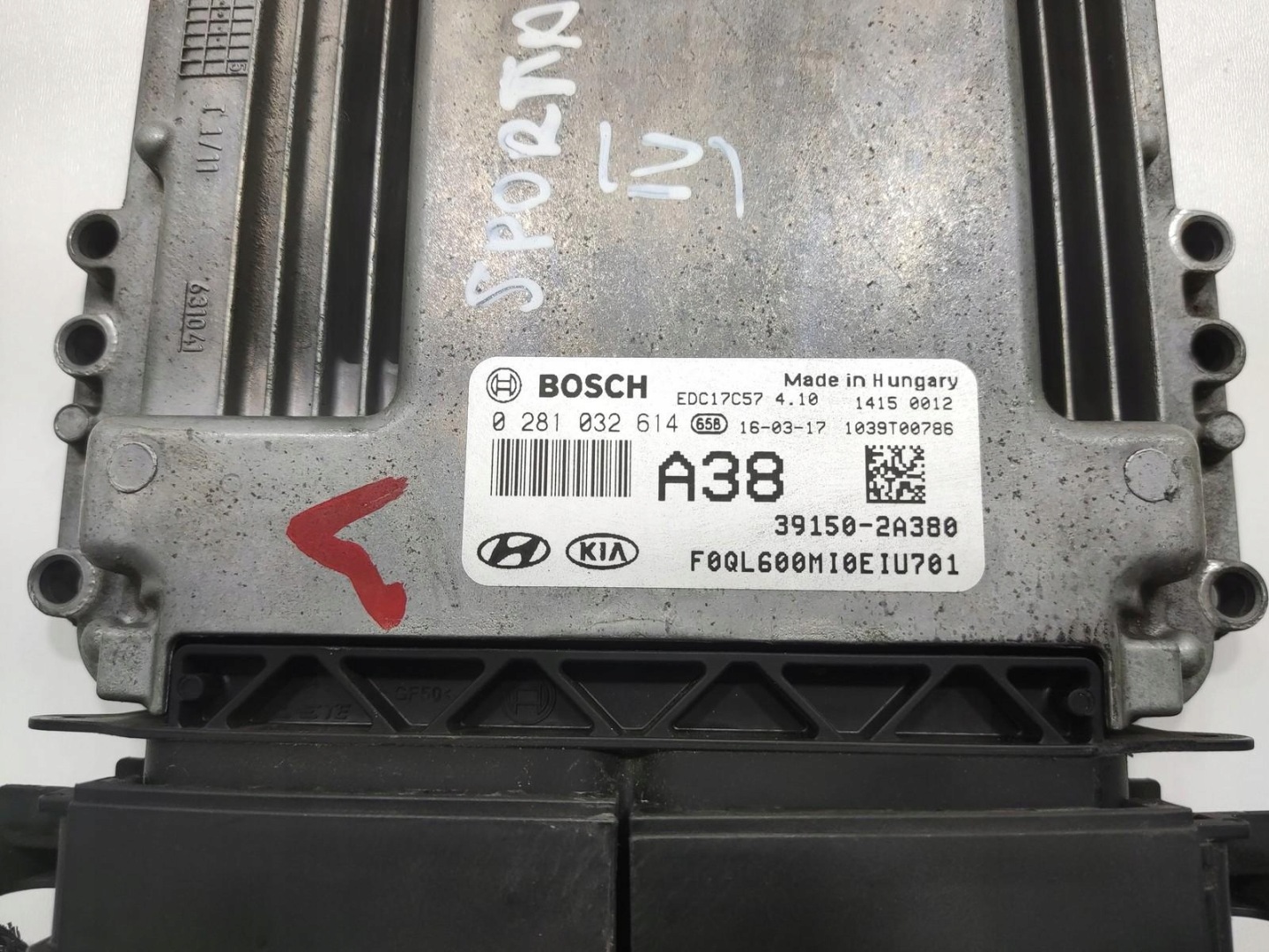 control unit computer of the engine KIA SPORTAGE IV 1.7 CRDI 2016-2021 39150-2A380