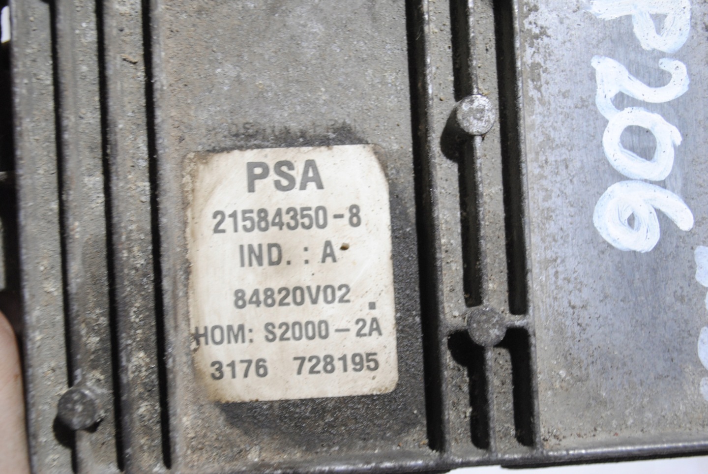control unit of the engine PEUGEOT 206 9644625680