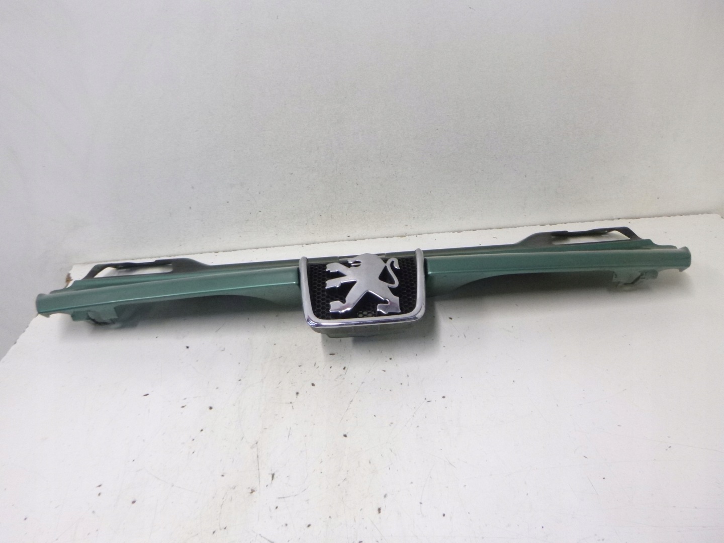 GRILL GRILL PEUGEOT 406 KRTC 96R.