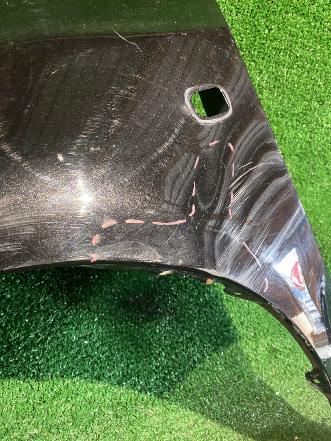 fender front left TOYOTA AVENSIS T25 02-06