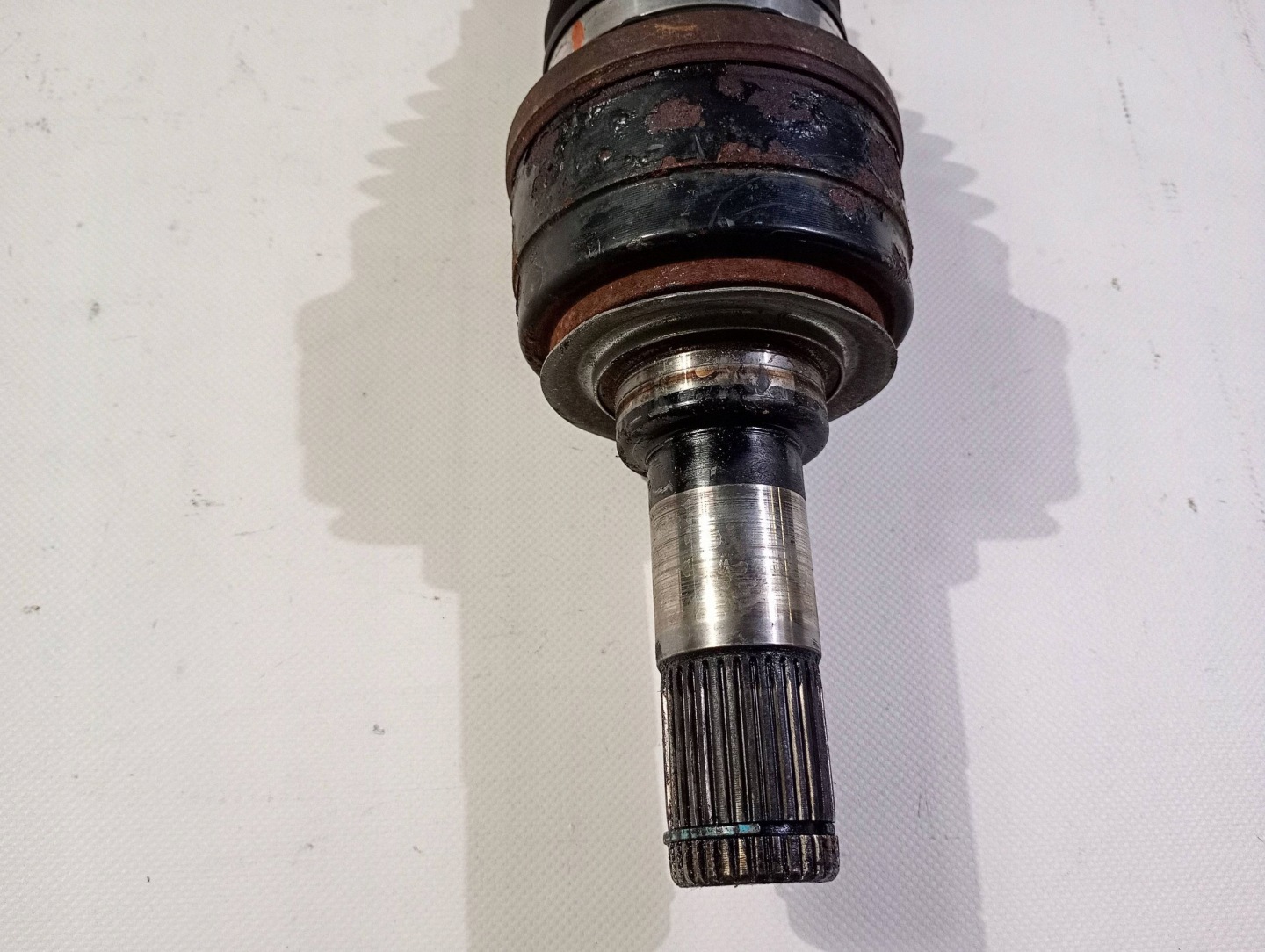 semi-axis left rear part rear left Chevrolet Camaro SS 6.2 v8 2009-2015