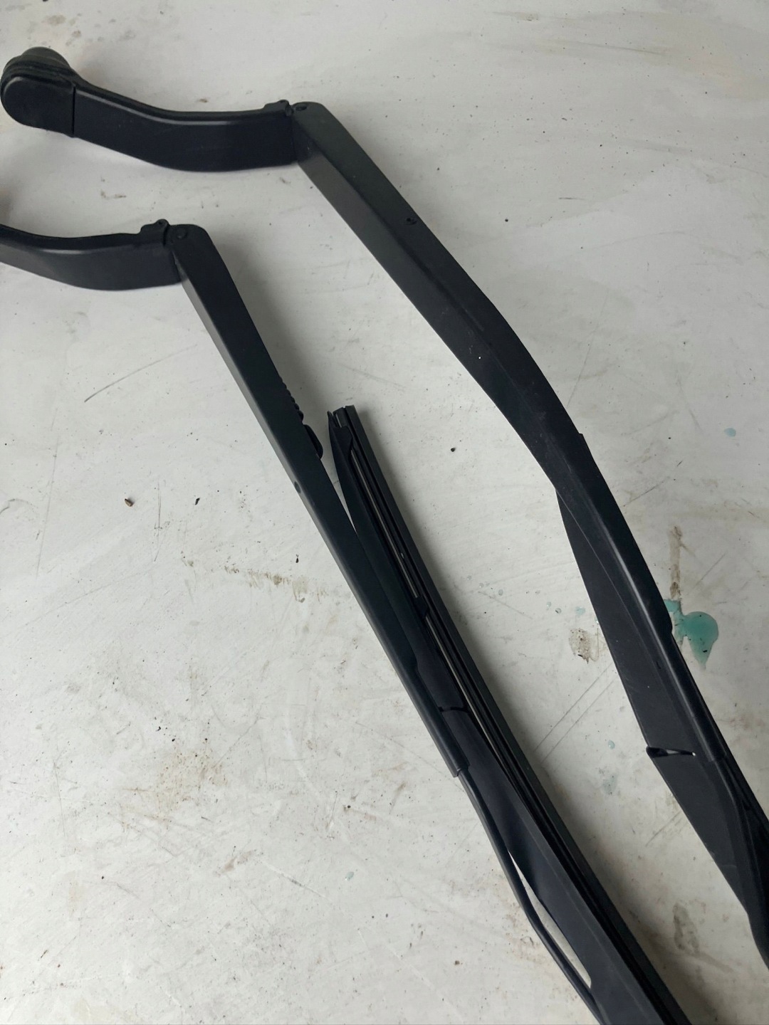Wischerarme Scheibenwischer MITSUBISHI ECLIPSE CROSS