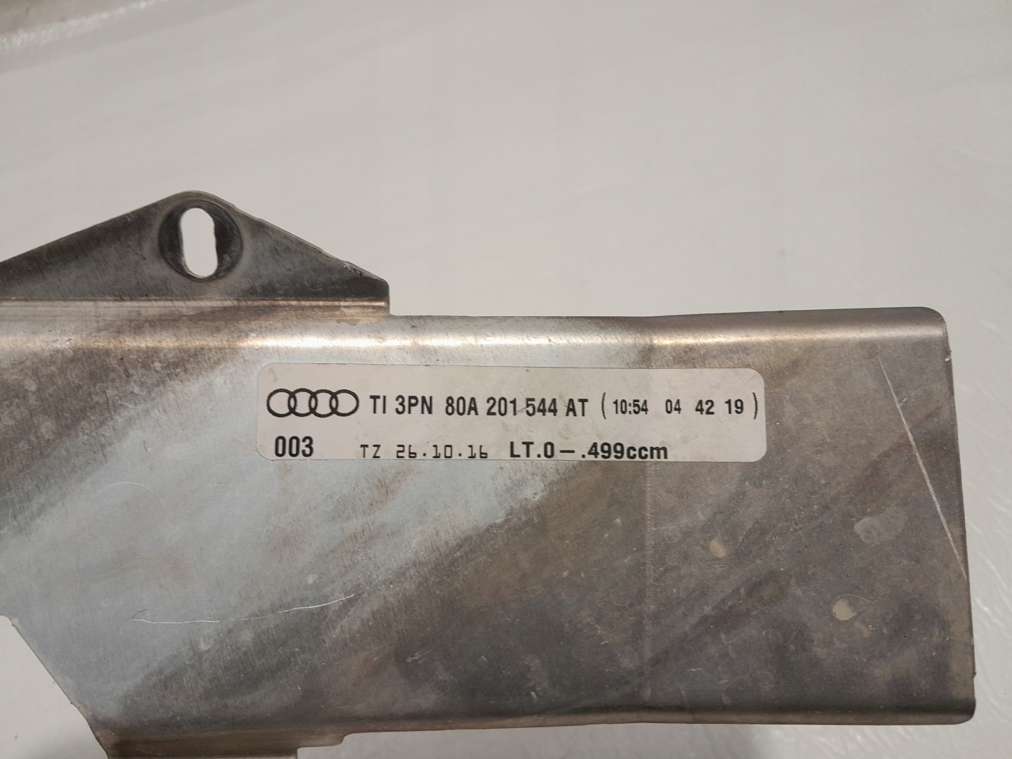 AUDI Q5 80A Support plaque PRZEWODOW Carburant 80A201544AT