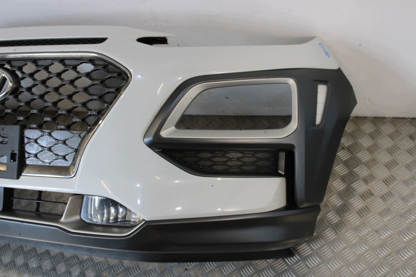 bumper front front HYUNDAI KONA 1.6 CRDI