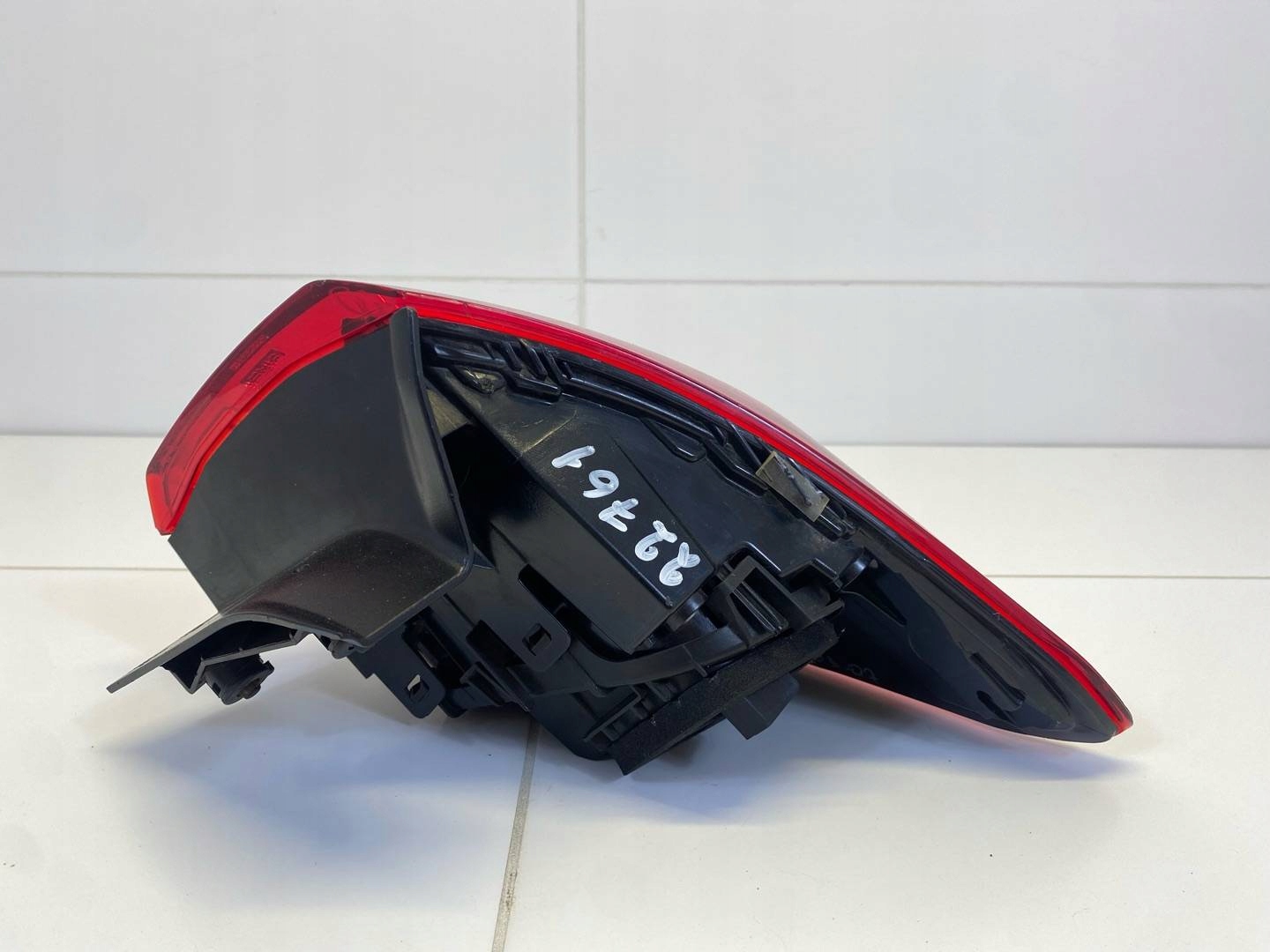 light rear left side SEAT Arona 2020 6F9945207B