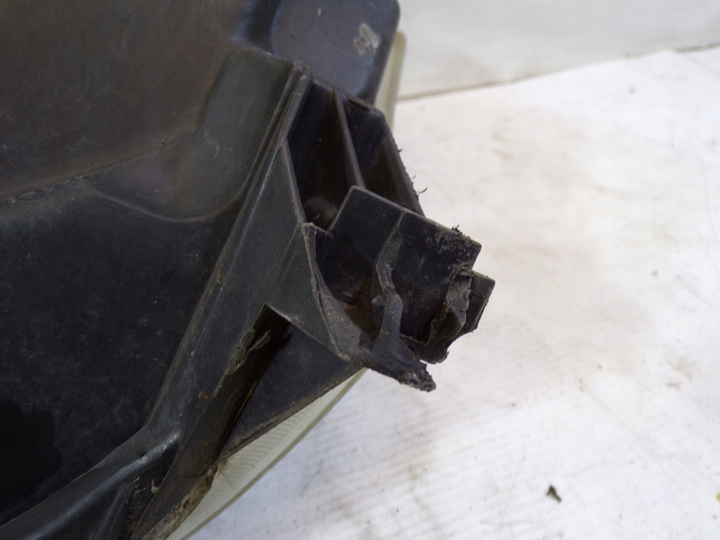 light right front front TOYOTA AVENSIS T25 (2) (K)