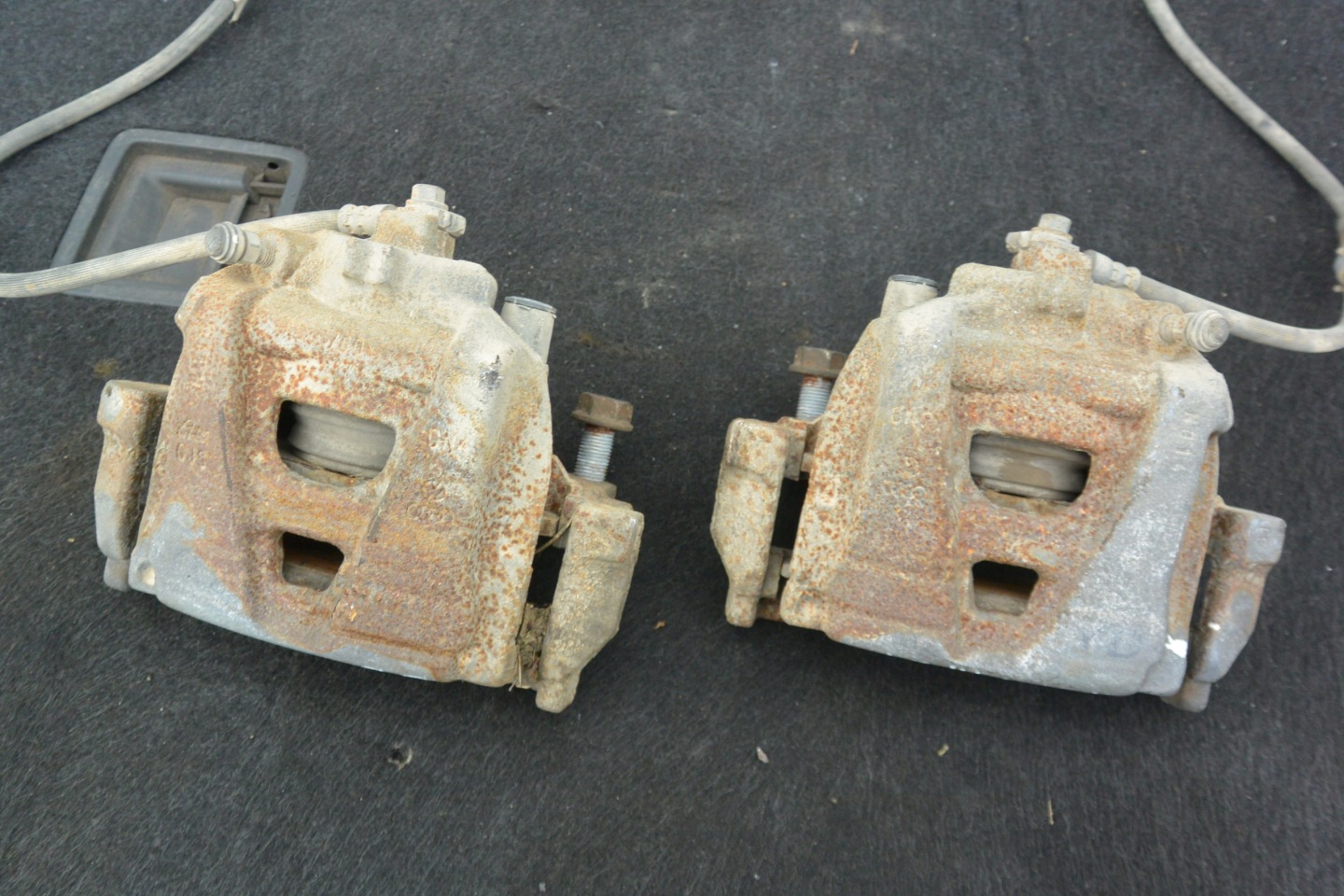 caliper brake front left right VW PASSAT B7 USA