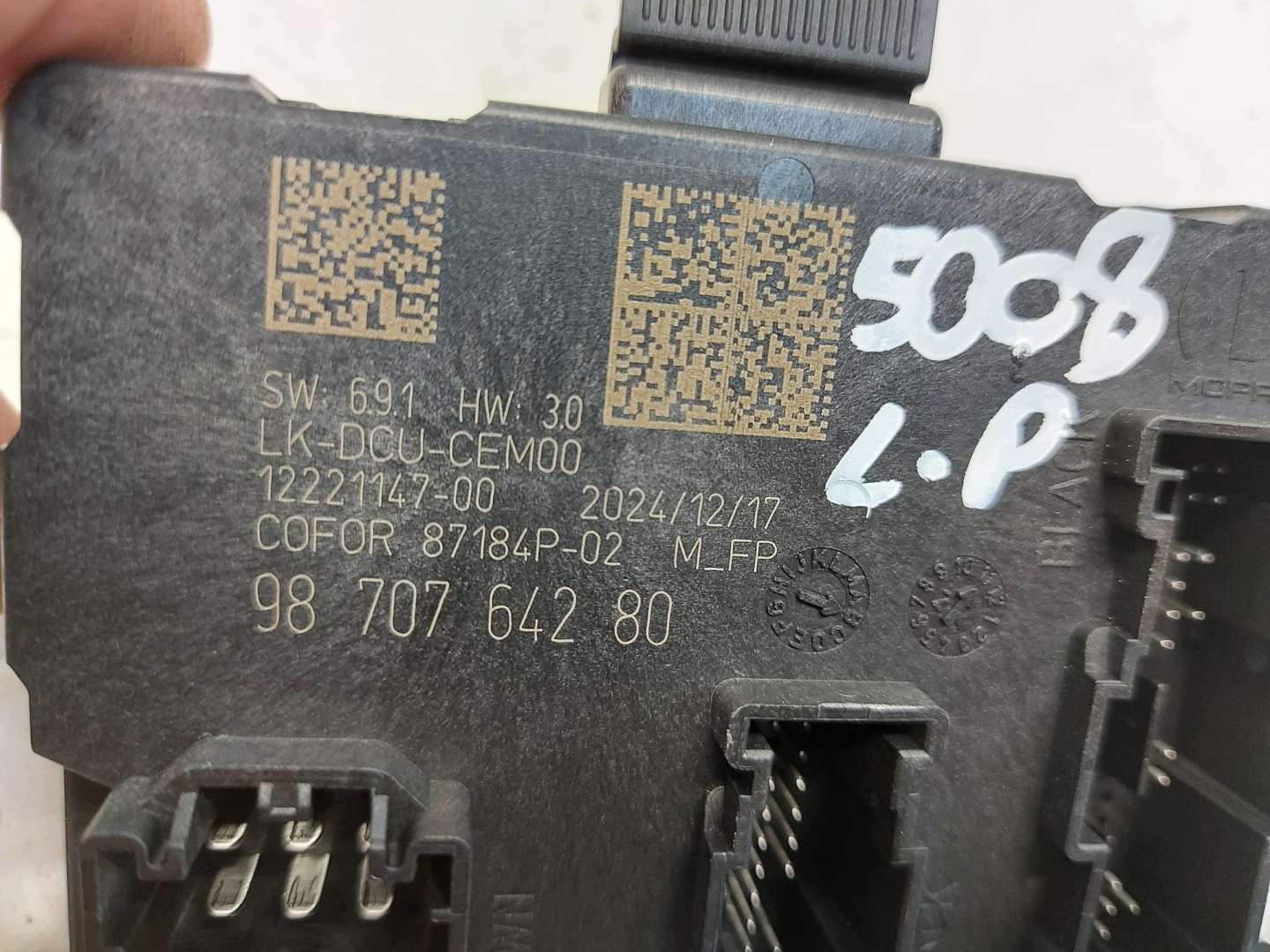 Peugeot 5008 III E5008, 2024r. control unit module door left front 9870764280