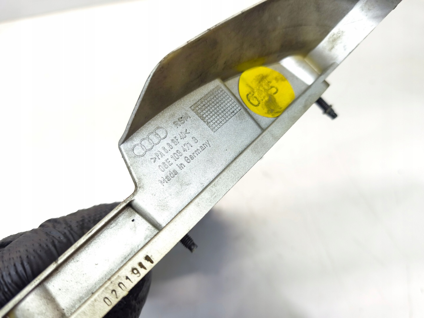 ABDECKUNG DER VENTILE LINKS AUDI A4 B7 A6 C6 3.2 FSI 06E103471G