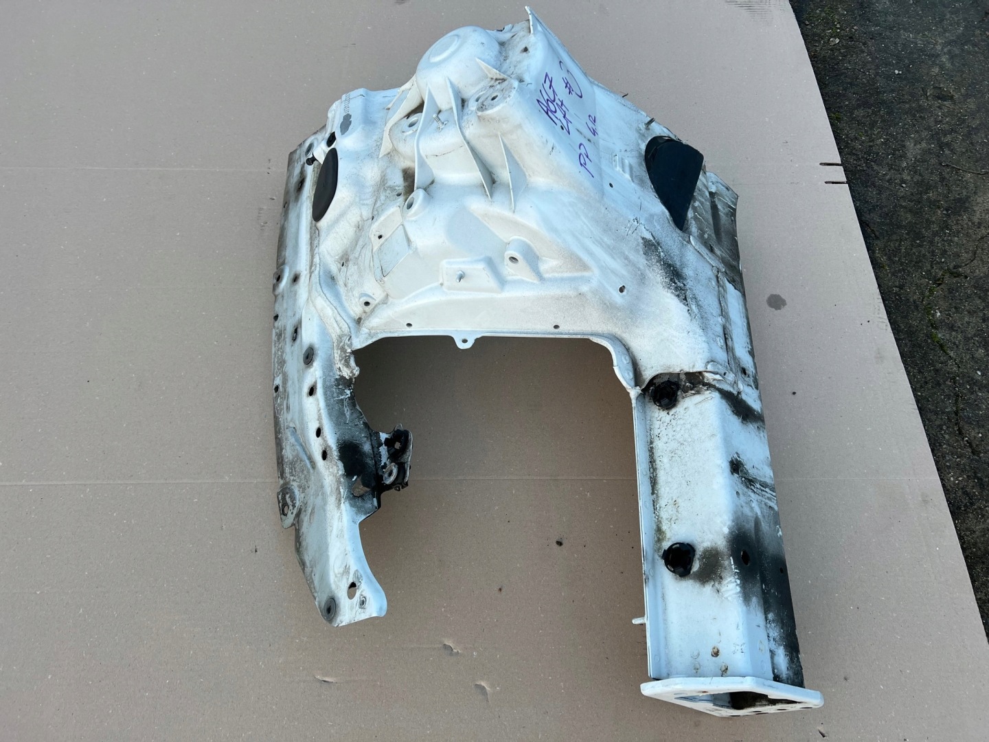 AUDI A6 C7 LIFT quarter quarter right placement FARTUCH NOSEK right front