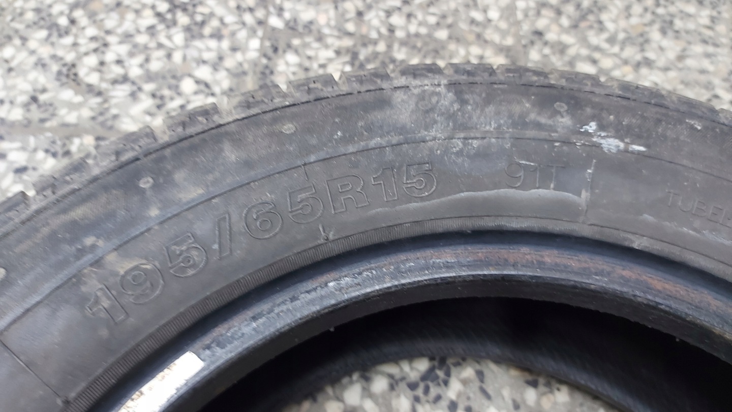 PIENSK SNOW 810 195/65R15 tyres winter 5mm