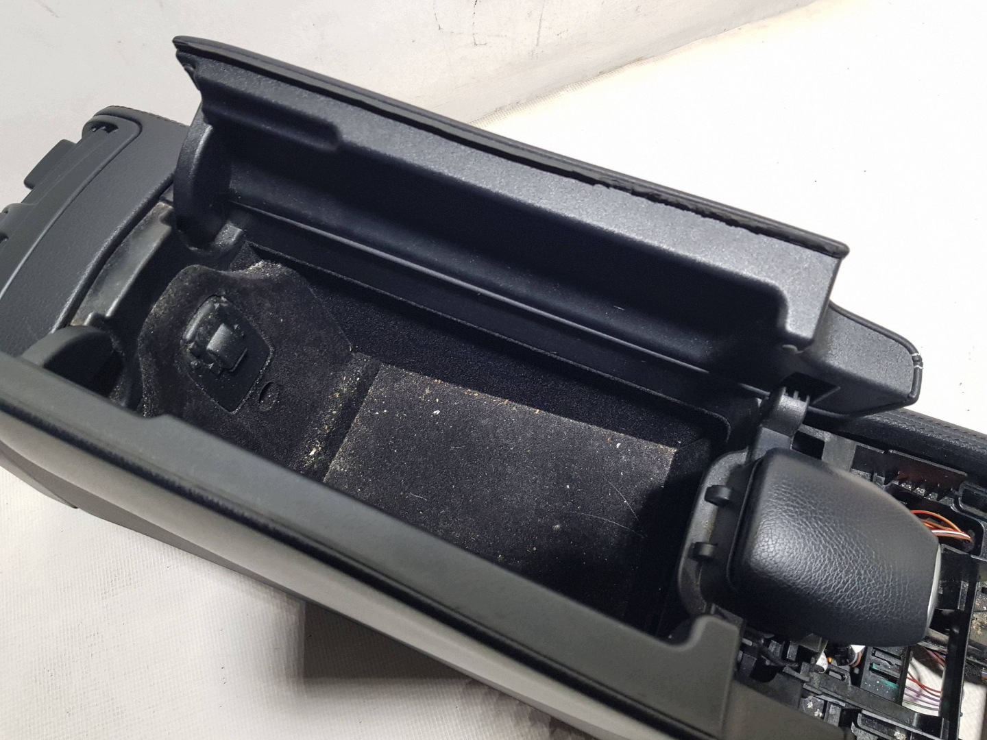 armrest front front MERCEDES CLS W218 tunnel central
