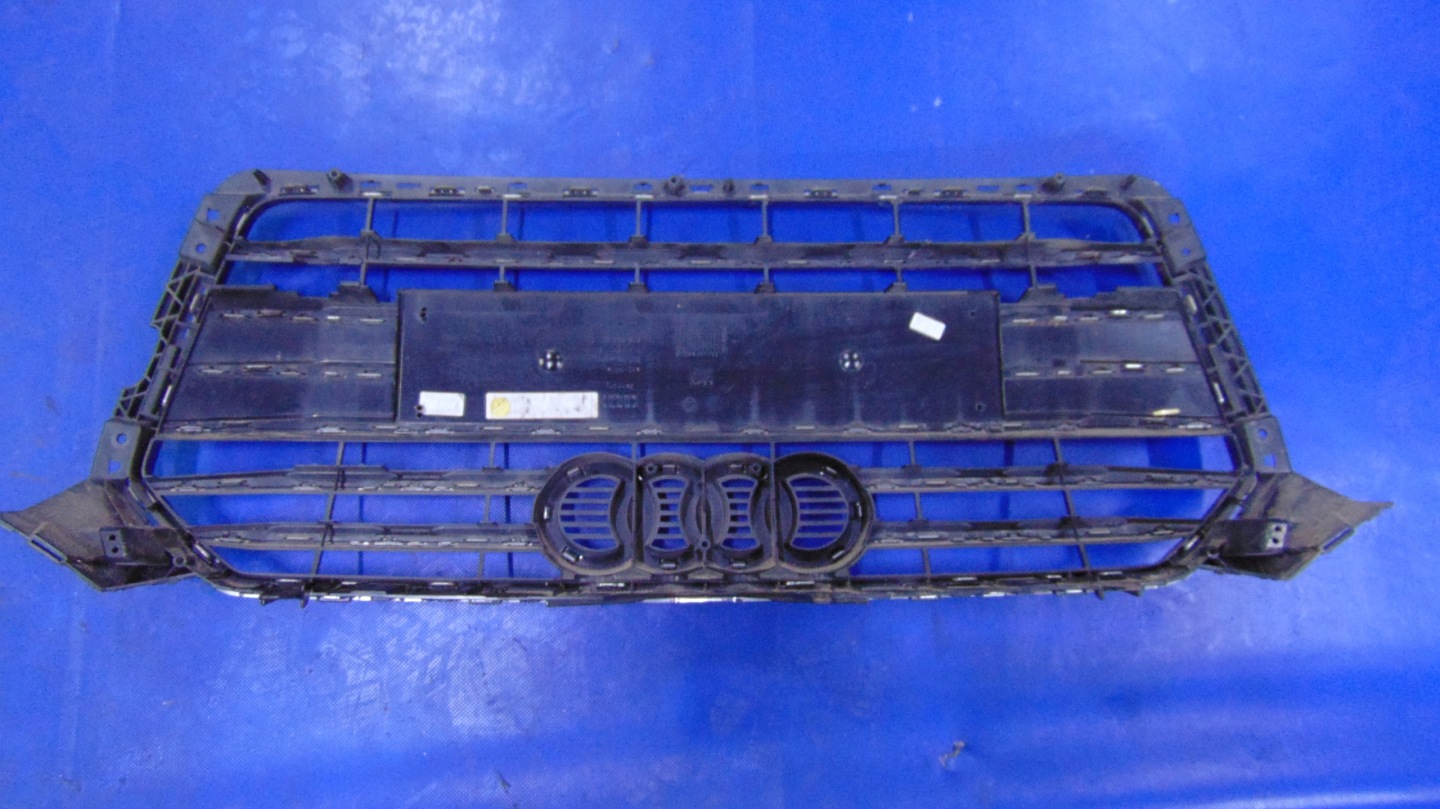 Grille Grille/masque AUDI A5 8W