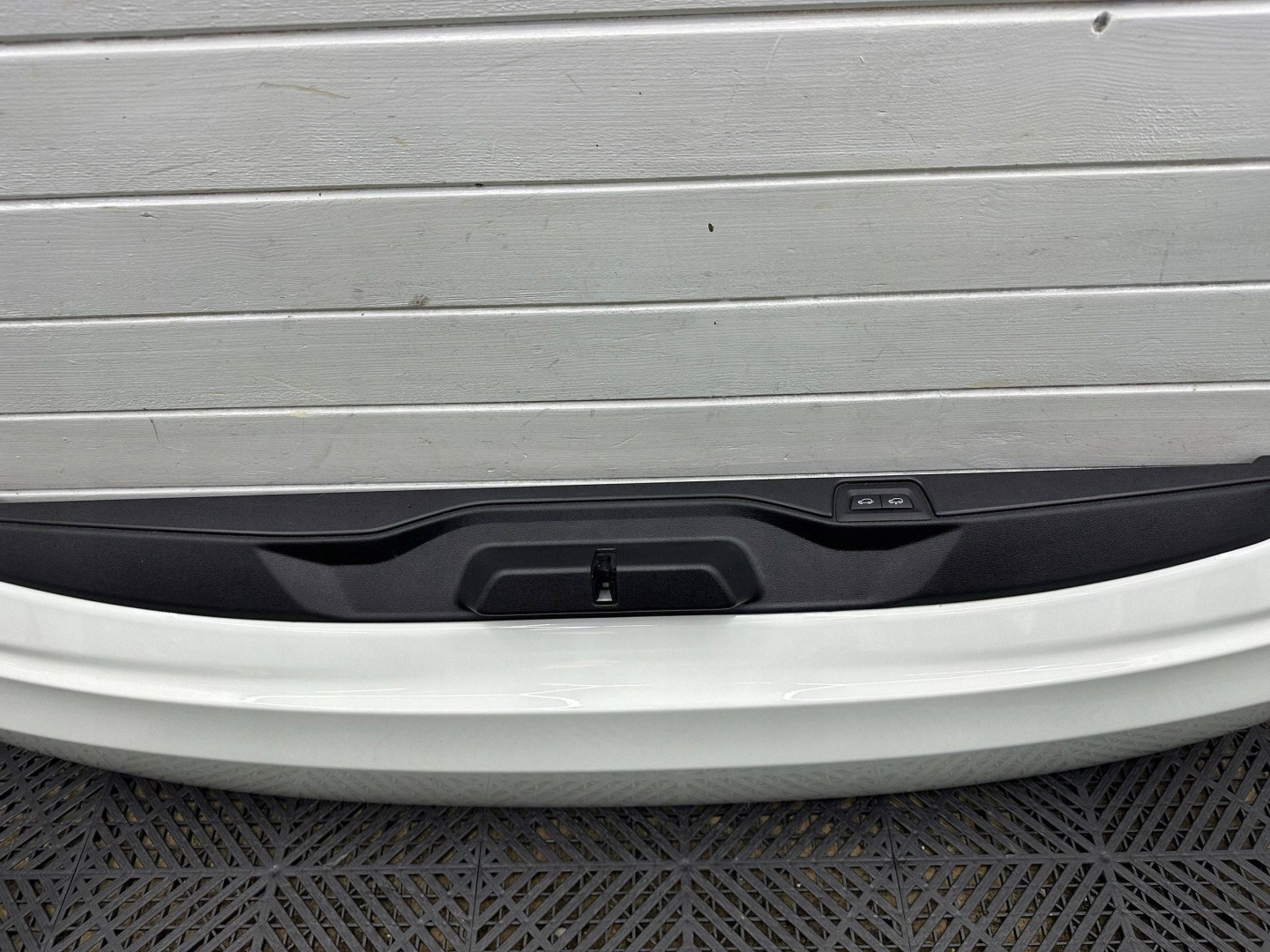 trunk door boot rear part BMW X7 G07 colour A300