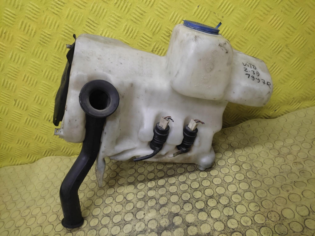 MERCEDES VITO washer fluid tank 6388690820