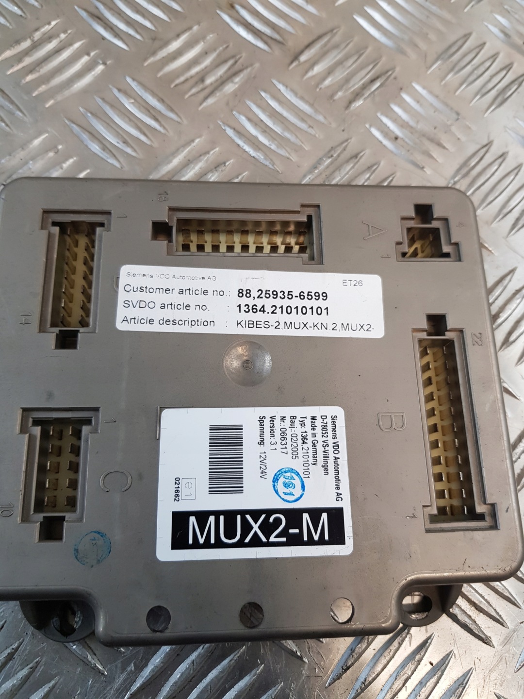 control unit SIEMENS VDO MUX2-M DO AUTOBUSU 1364.21010101 88.25935.6599