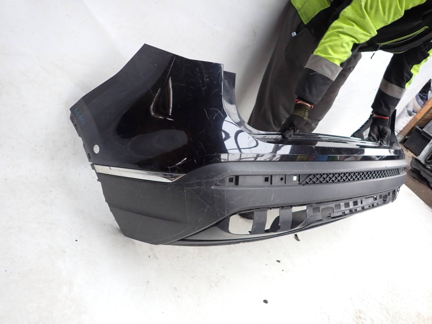 SEAT TARRACO 18- bumper rear part rear 6PDC