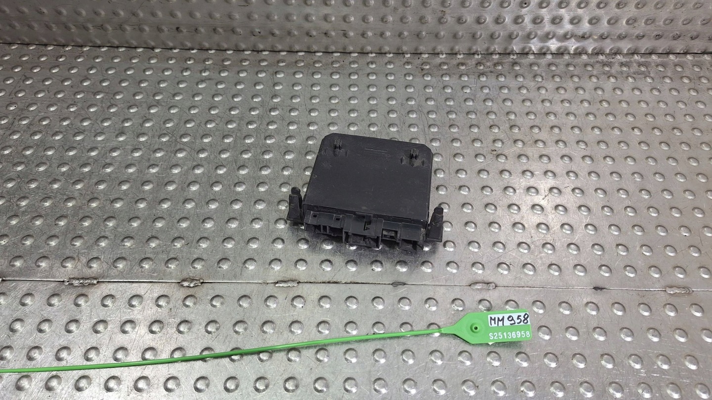 module control unit door right rear part A2038206626 MERCEDES W203 00-04