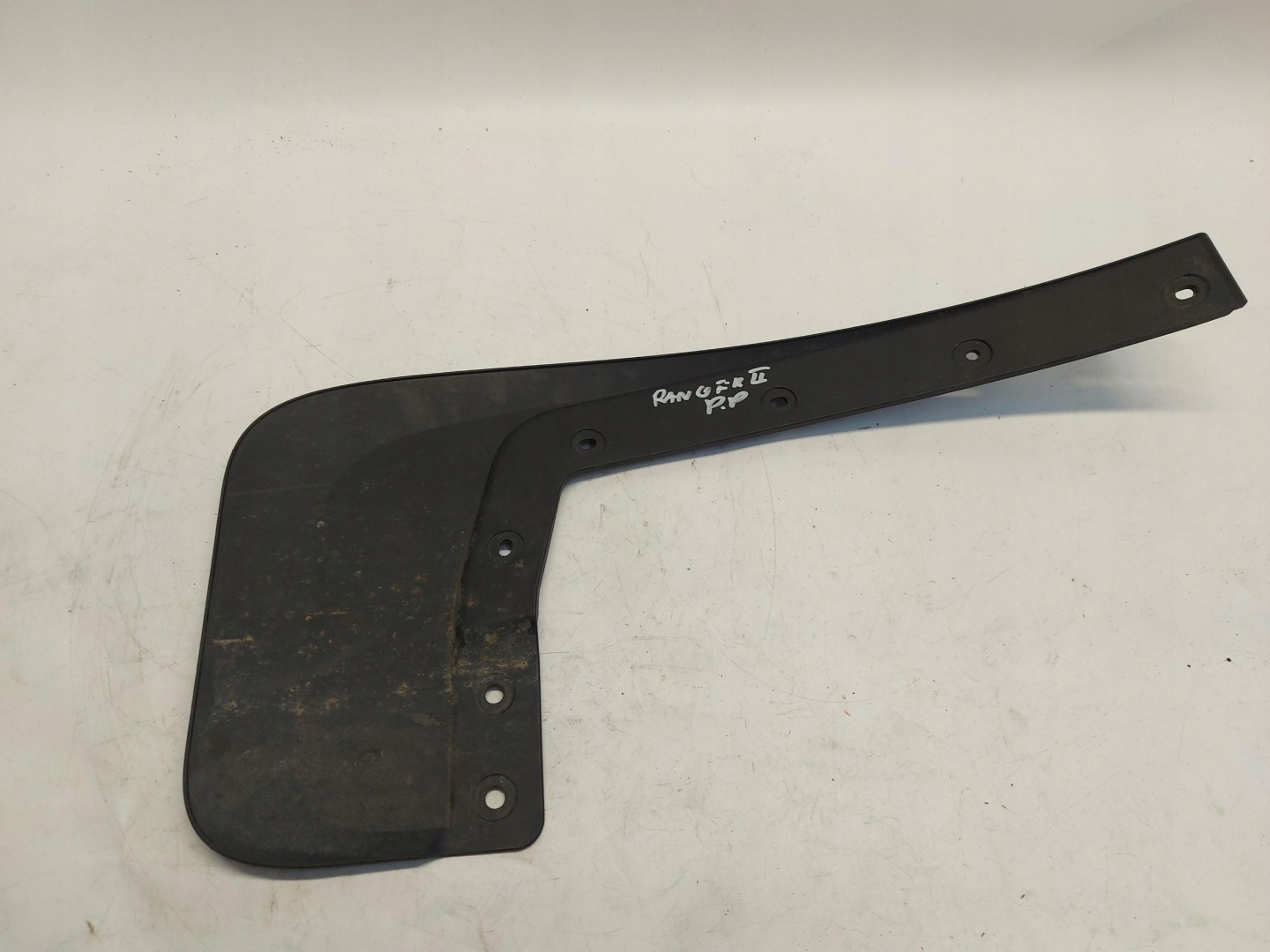 Ford Ranger VI 6 AMAROK II mudguard flap right front N1WB-E16A262-CC