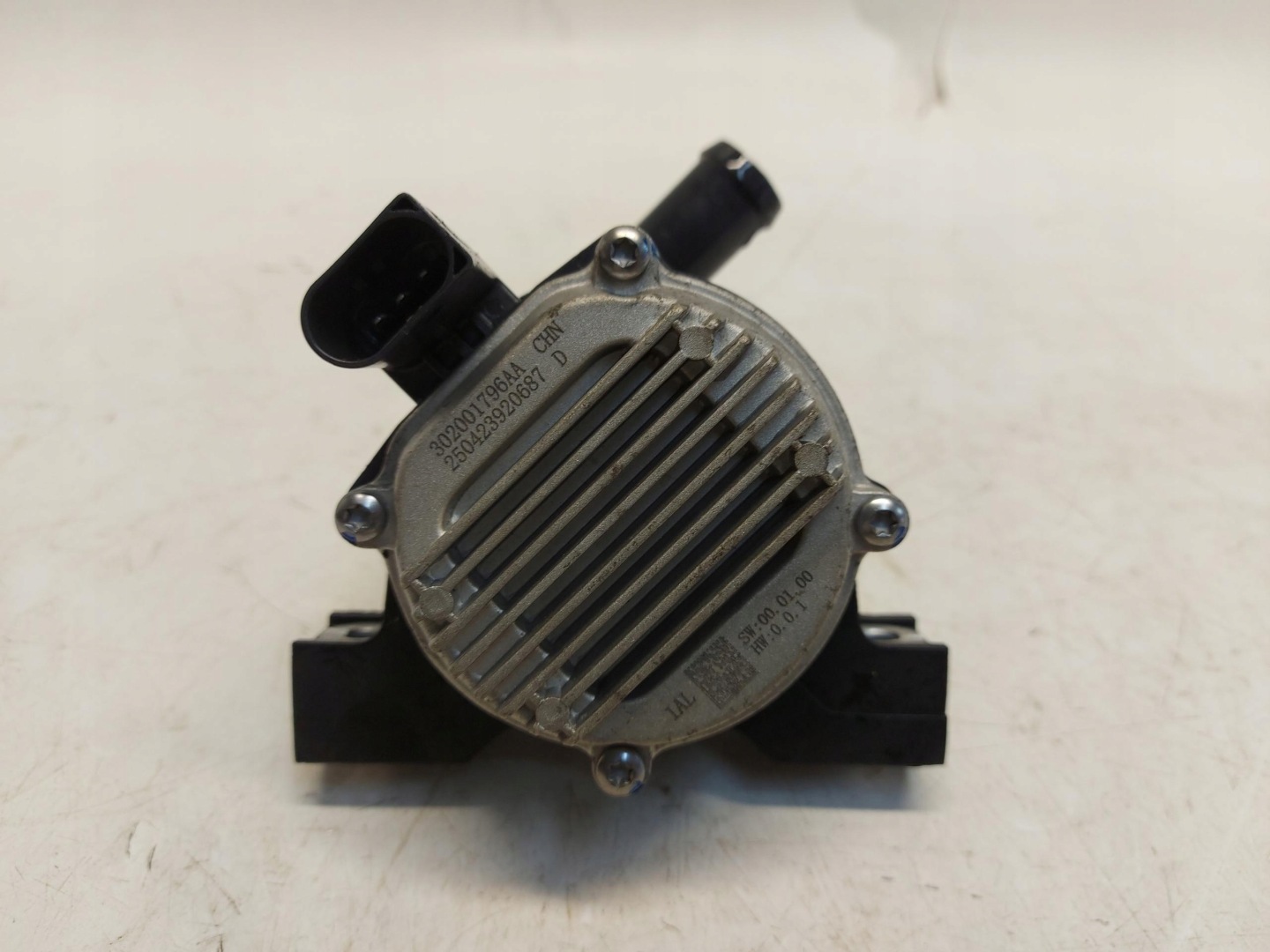 Cherry Jaecoo 7 PHEV 1.5 T-GDI water pump electrical 302001796AA-JLK01