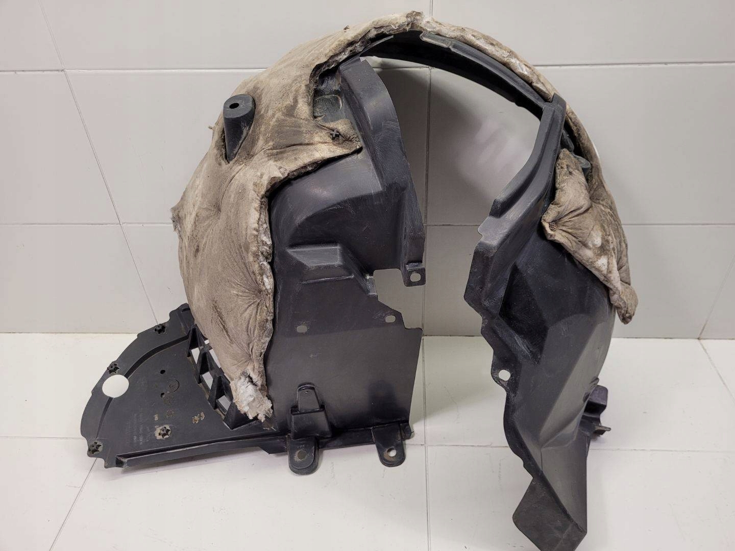mudguard front right side Renault Kadjar 2018 638407978R