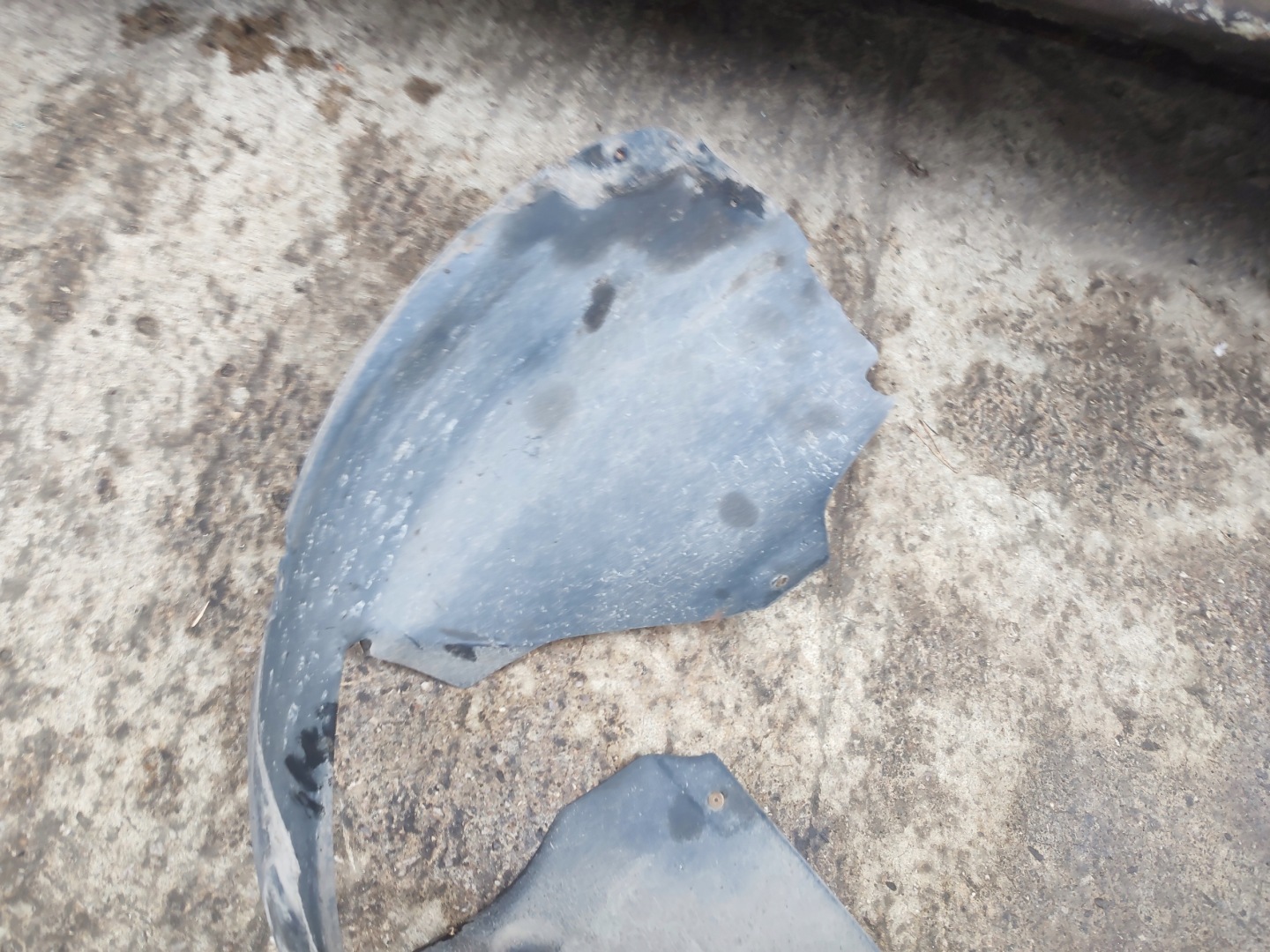 mudguard left front left front Volkswagen passat b7
