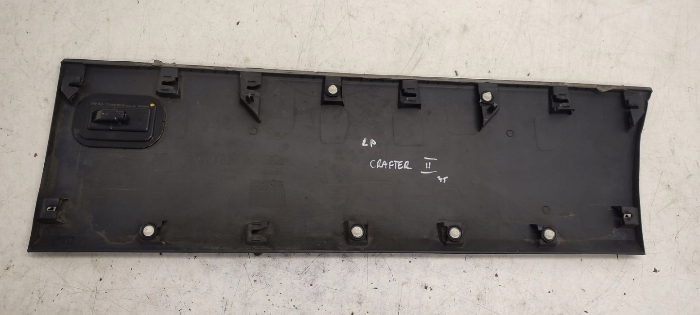 moulding side VW Crafter II 7C0