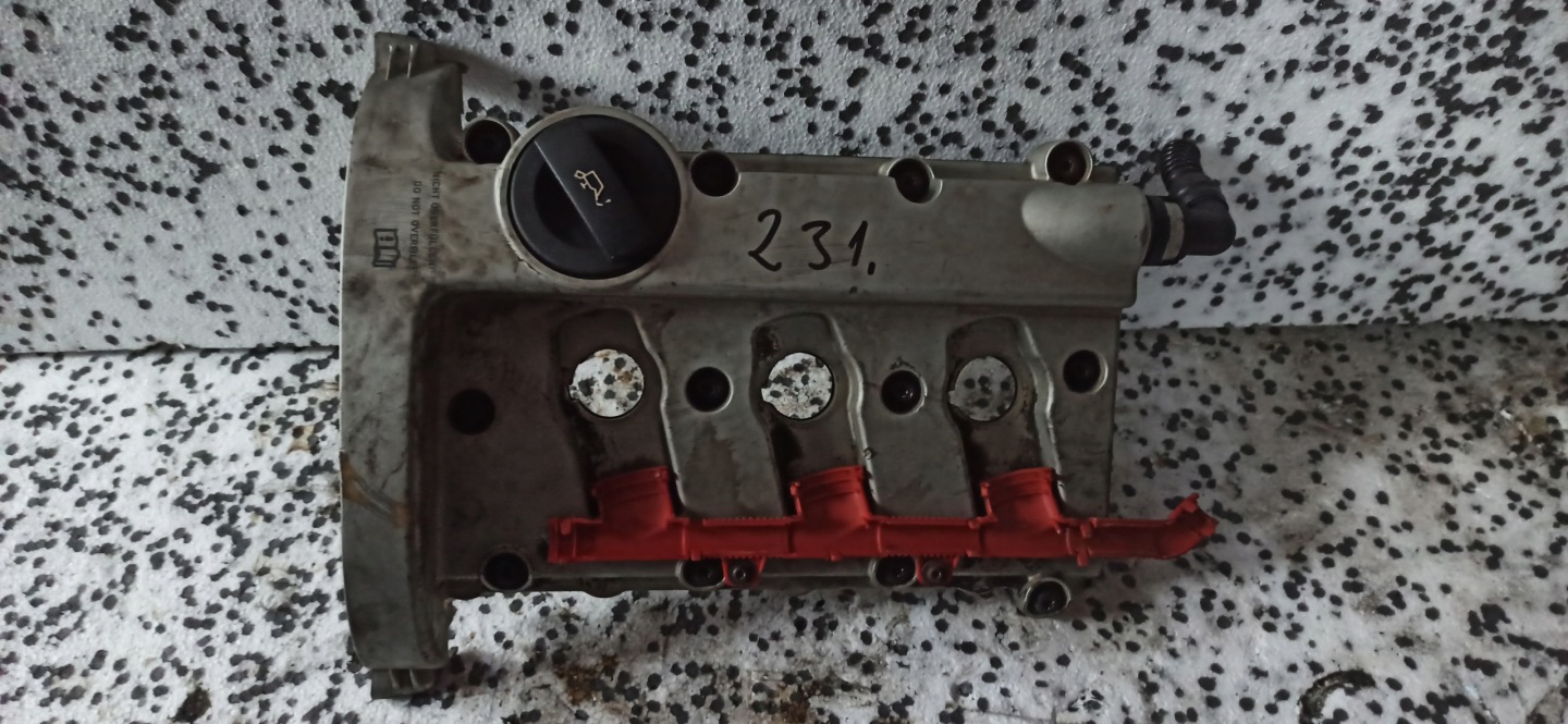ventildeckel AUDI A6 C5 A4 B6 3.0 ASN 06C103471