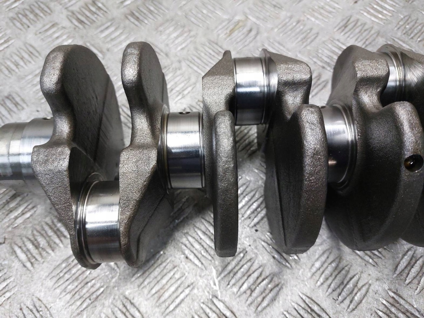 crank VOLVO S60 II 1.6 D D4162T