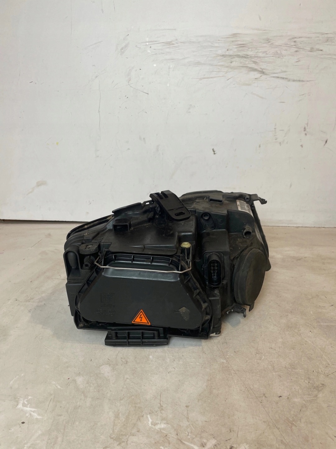 light front front left Audi A5 8T Xenon UK