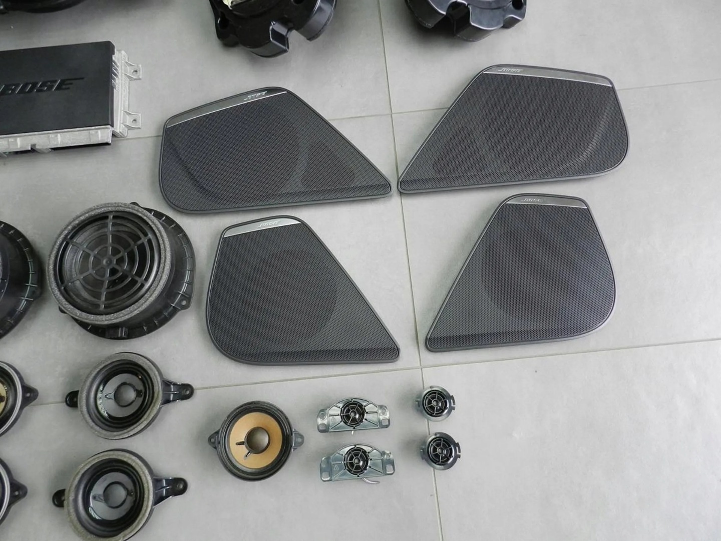 AUDI A6 C7 speakers amplifier BOSE 4G5035223B
