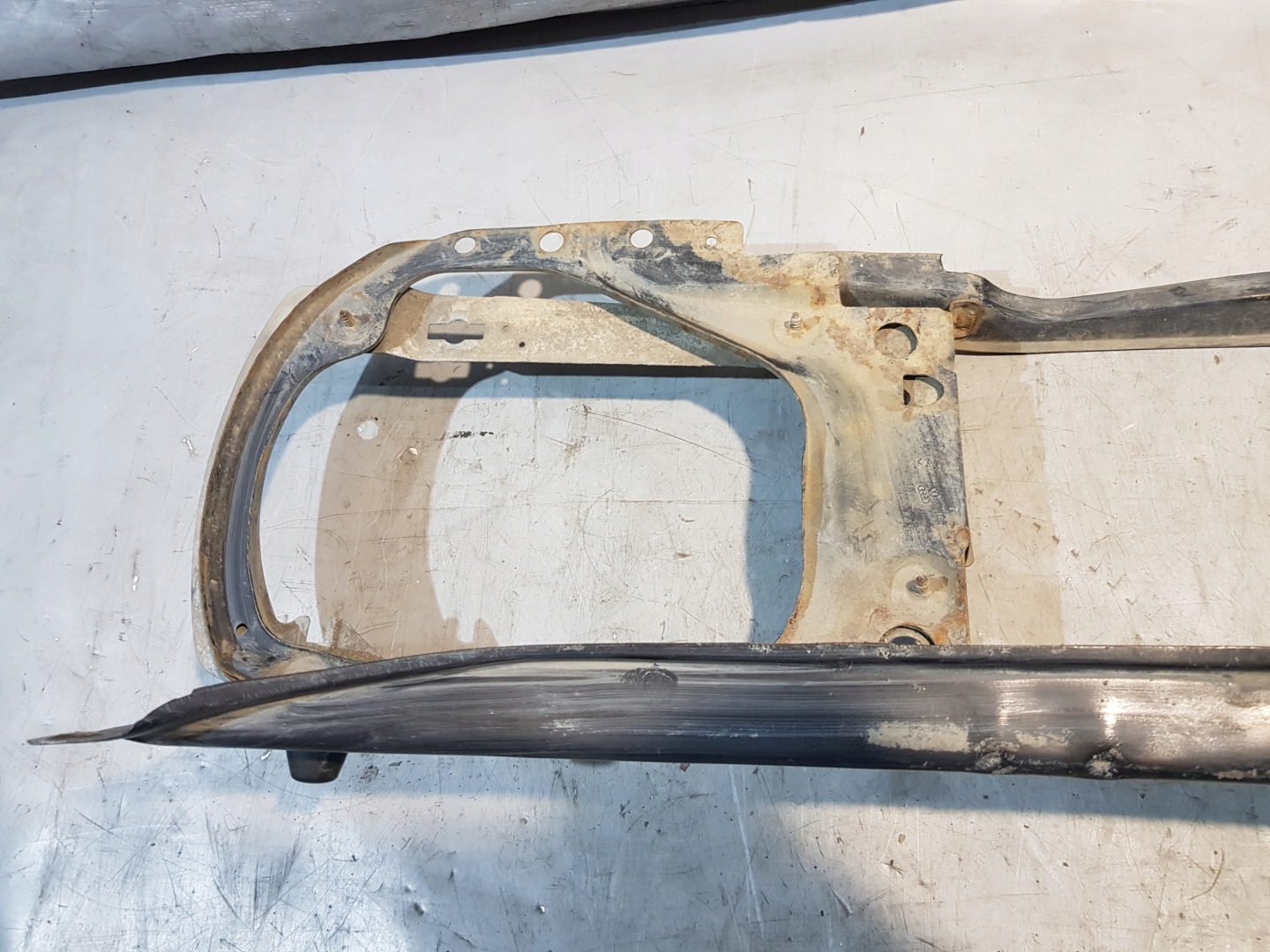 wall support of the front,NOSEK VW JETTA and