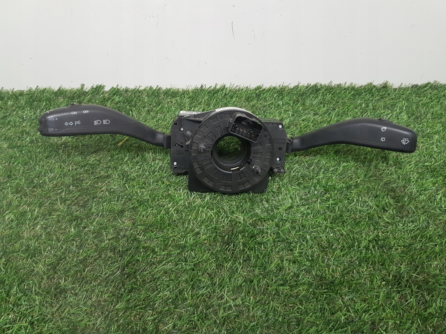 commande levier commodo sous volant SEAT IBIZA 3 FL 6Q0953503CJ