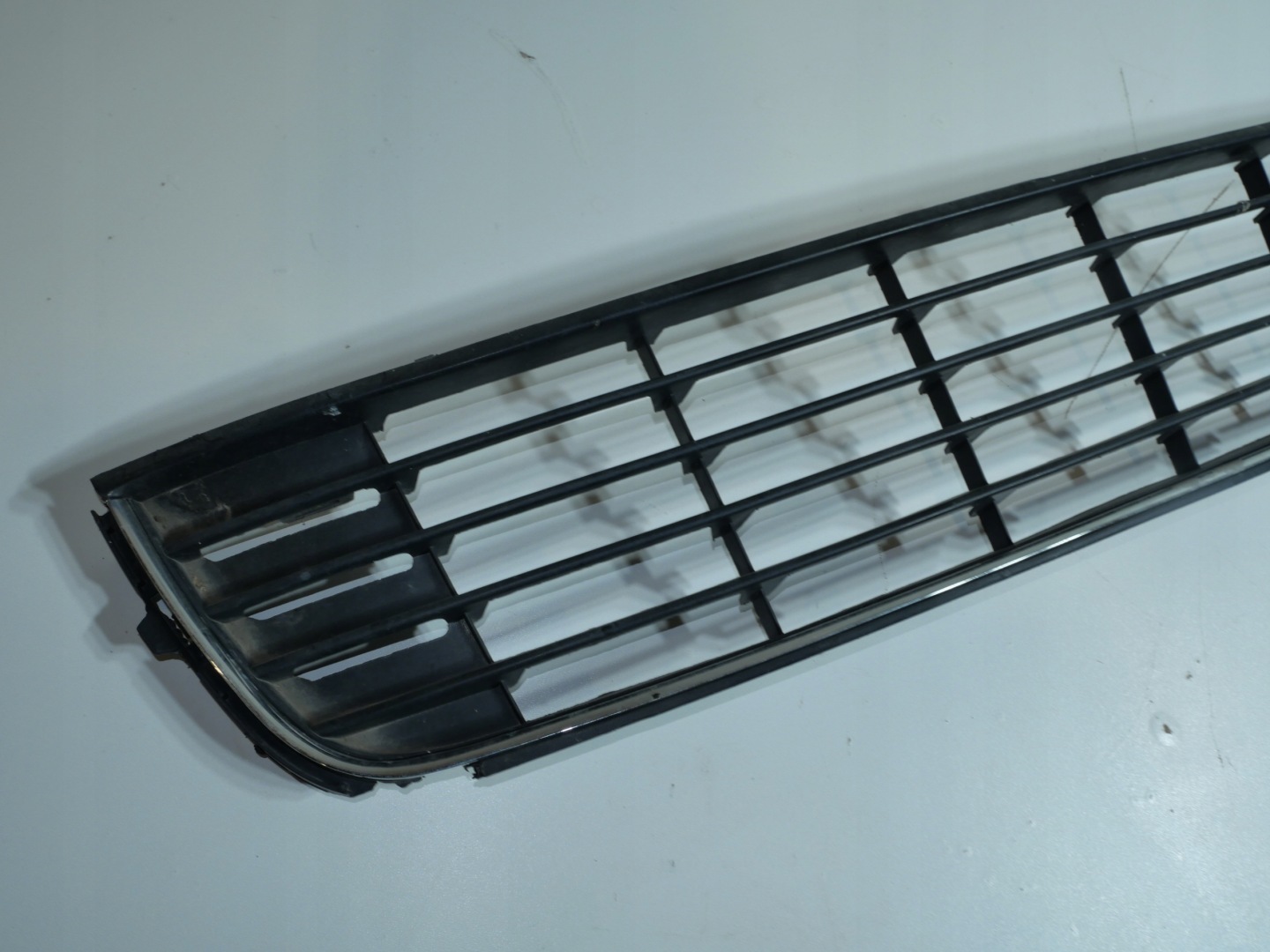 VW TOURAN grill grille grid central front 1T0853677C