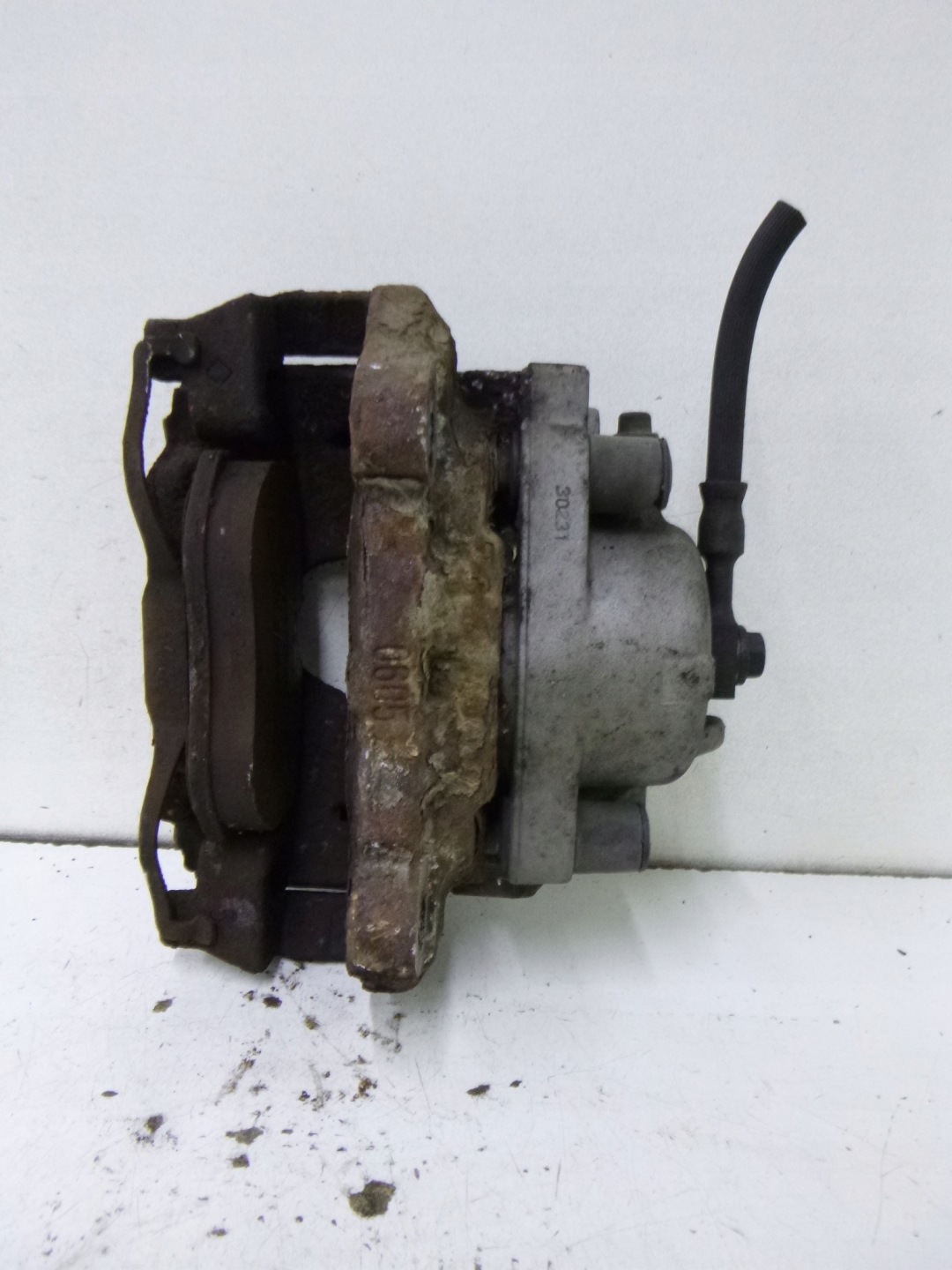 caliper brake front Opel Vectra C 2.2 04r.