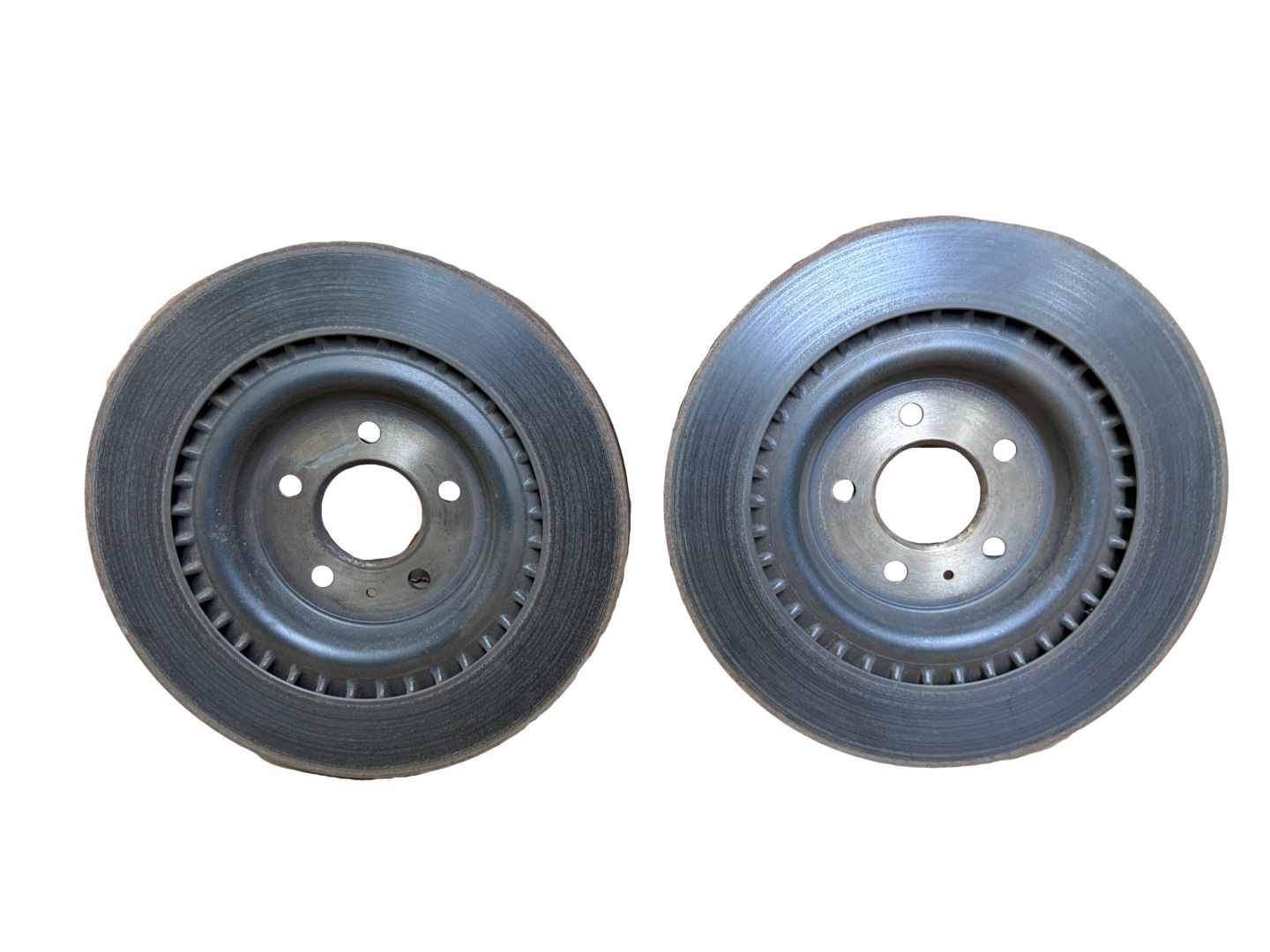 AUDI A8 4H D4 discs brake rear part 4H0615601L