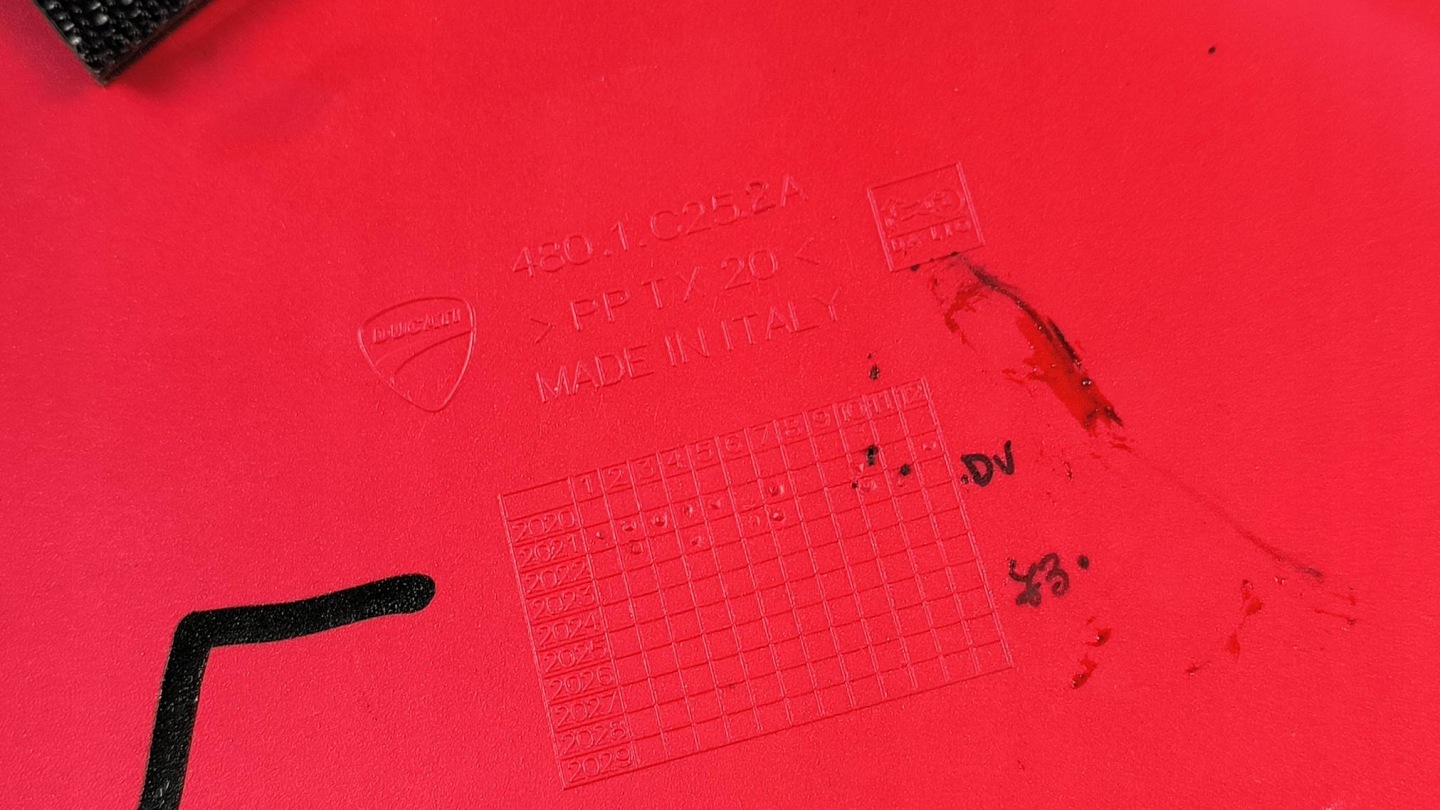 cover MOTOCYKL DUCATI MONSTER plus