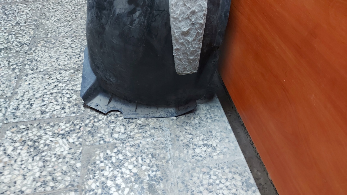 mudguard right front SKODA KAMIQ SCALA 19