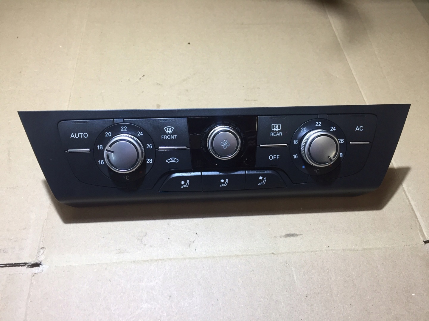 AUDI A6 C7 PANEL des lüfters klimaanlage 4G0820043AB