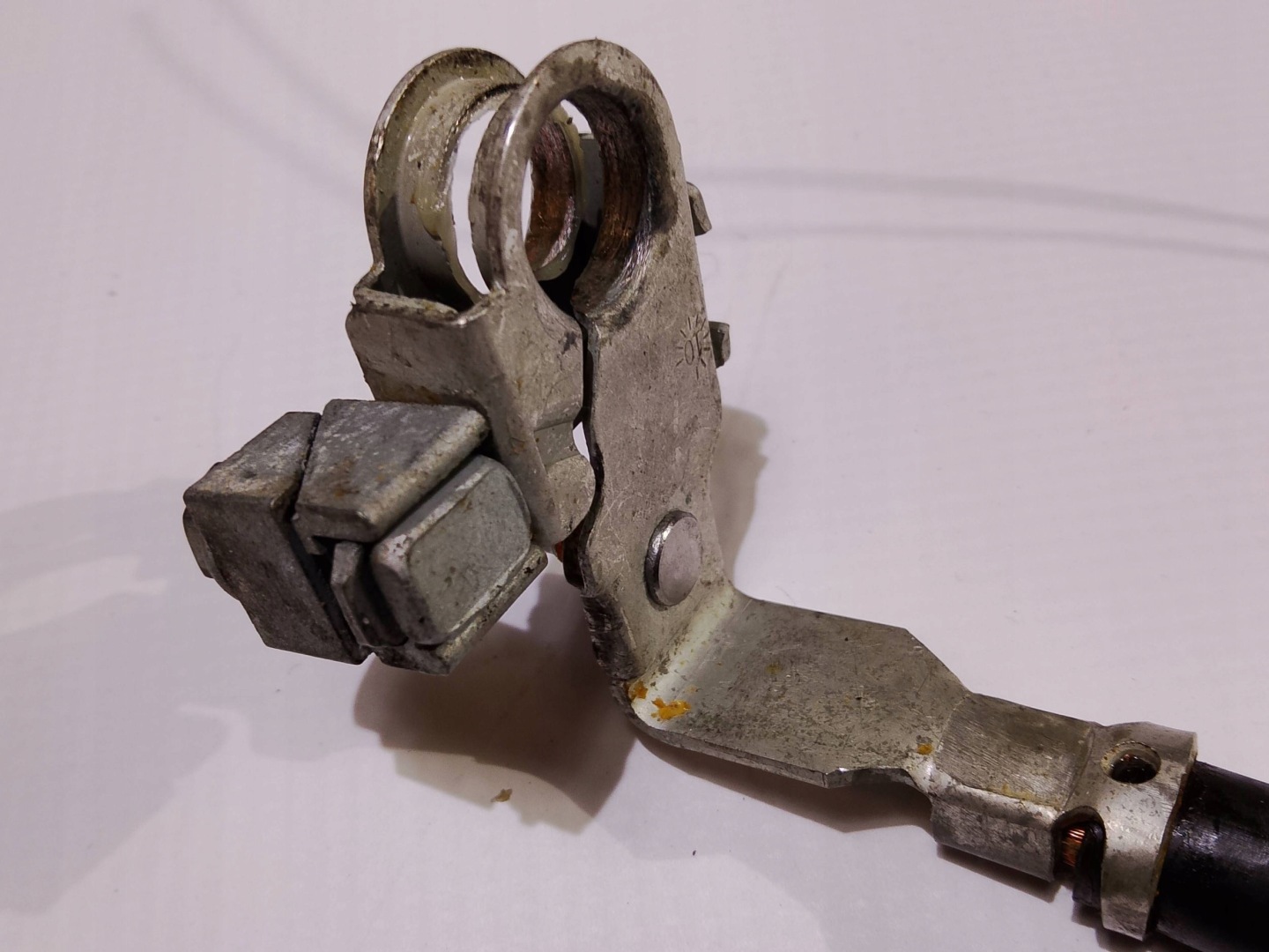 terminal masowa minus cable battery Camaro 2009-2015
