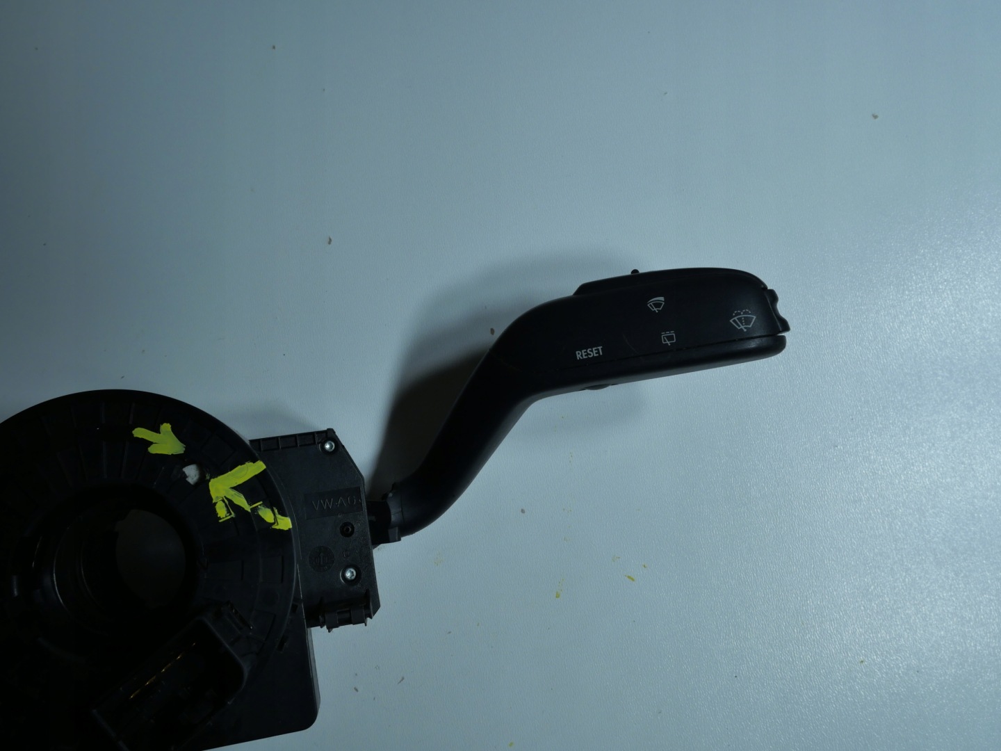 steering wheel levers and controls ring VW T5 7H0