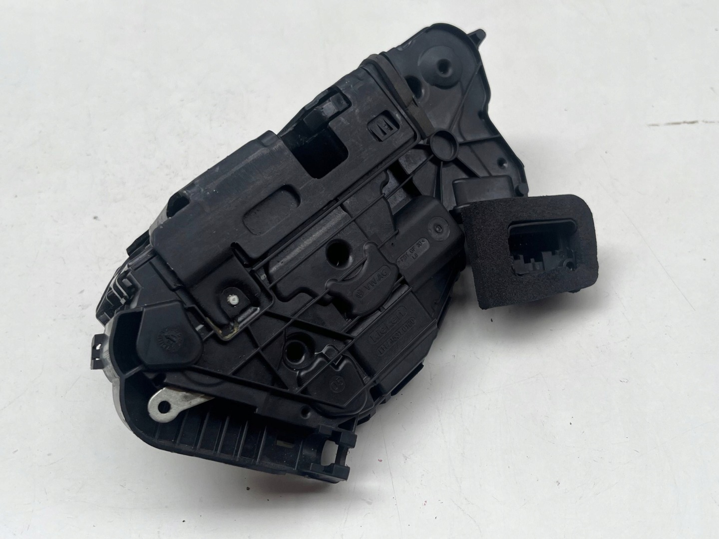 VOLKSWAGEN SEAT SKODA lock door left front 5TB837015C @M