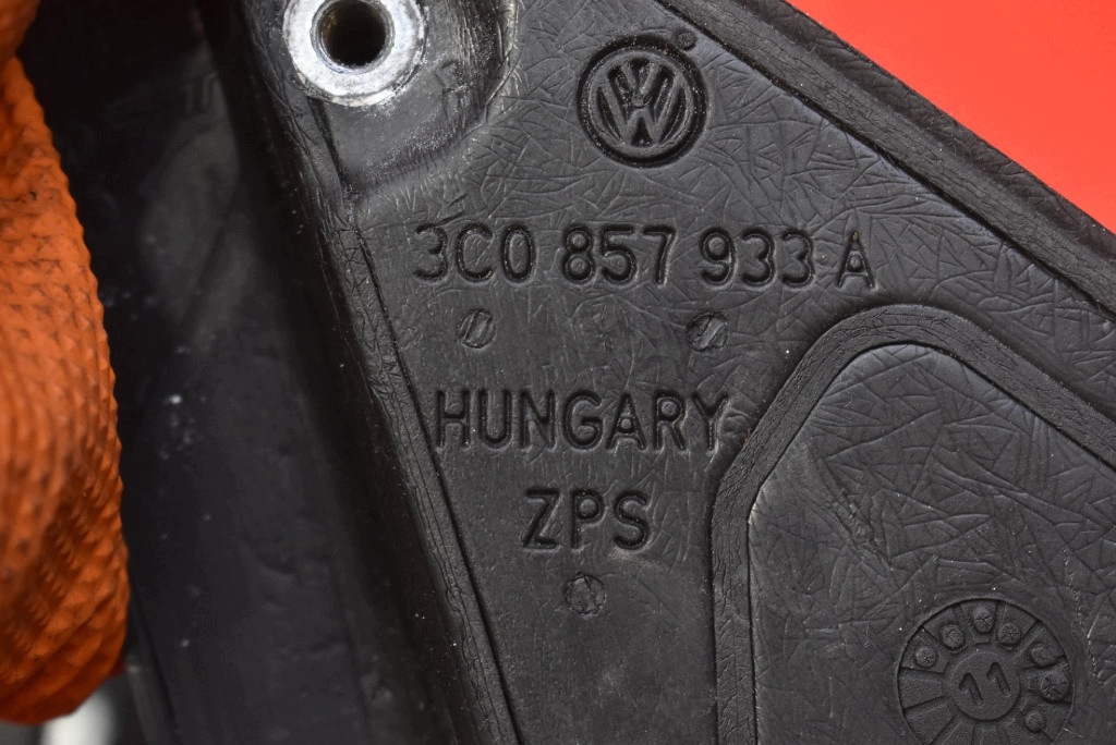 mirror left LC9X EU 3C0857933A VW PASSAT B7 10-15 9 PIN