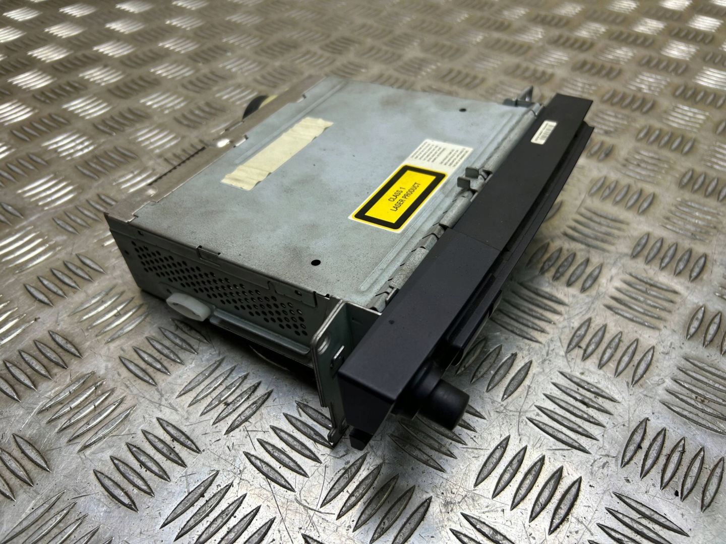 radio player BMW 5 E60 E61 2004 Harman 6944109