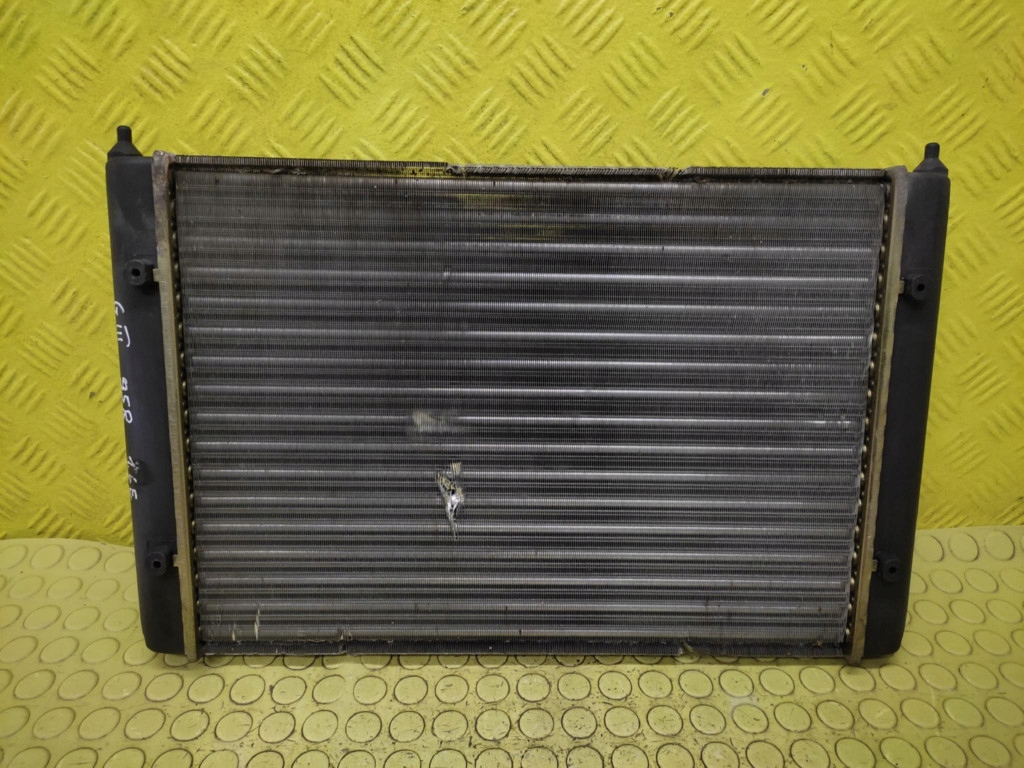 VW GOLF III 1.6 water cooler 651851