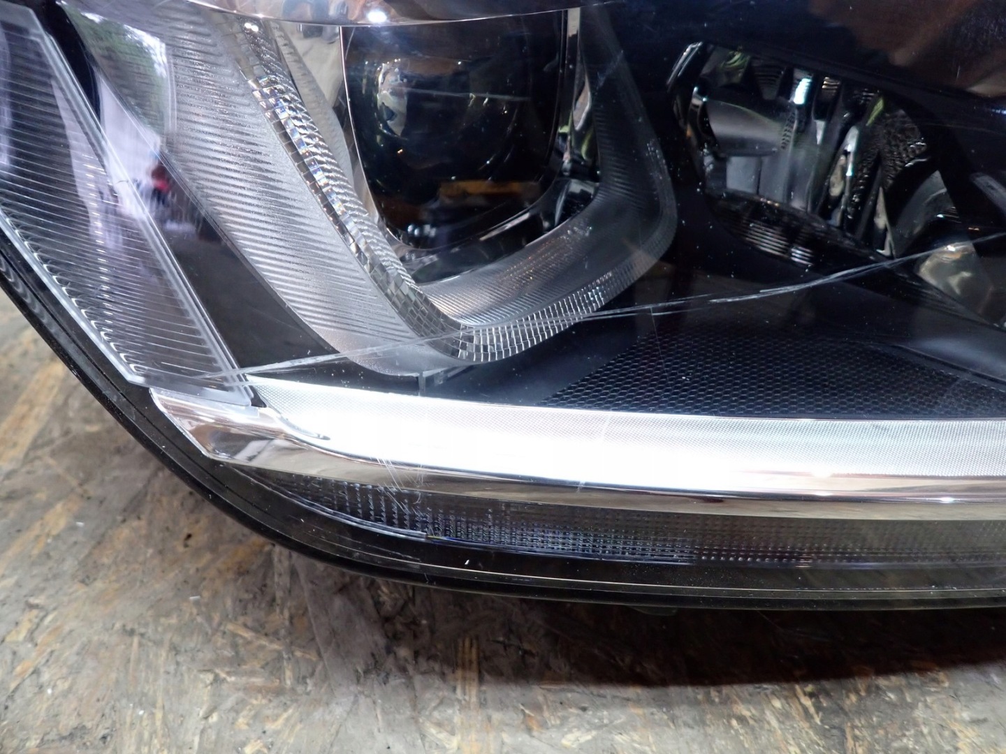 light right REFLEKTOR right BI XENON VW GOLF VII 7 SPORTSVAN 2014-2017R