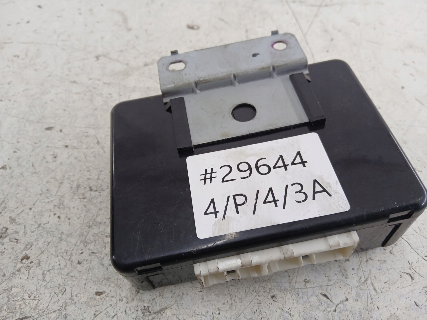 HYUNDAI MATRIX and control unit relay module 95400-17200