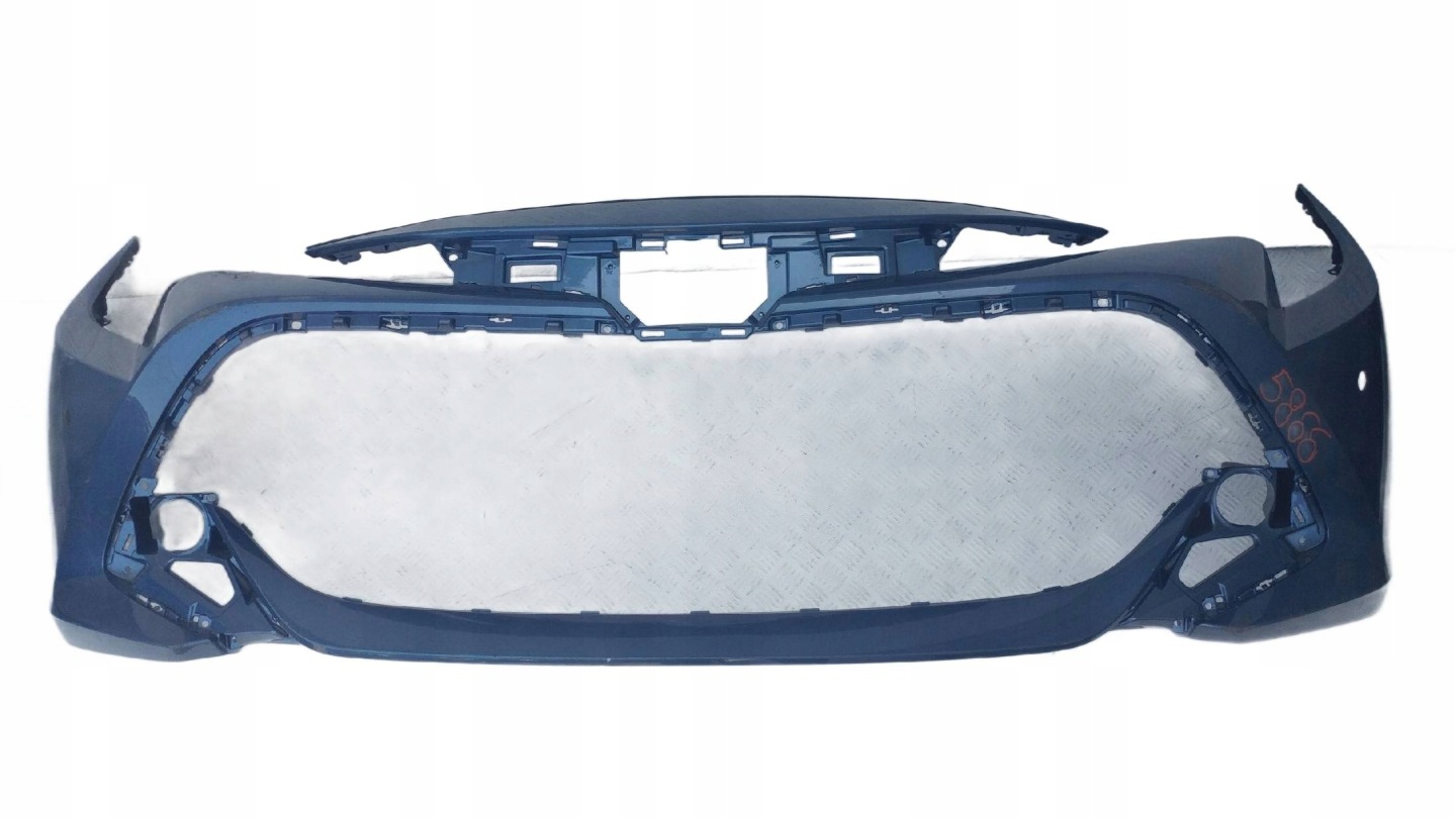 Toyota Corolla 18- bumper front przedn new MODEL