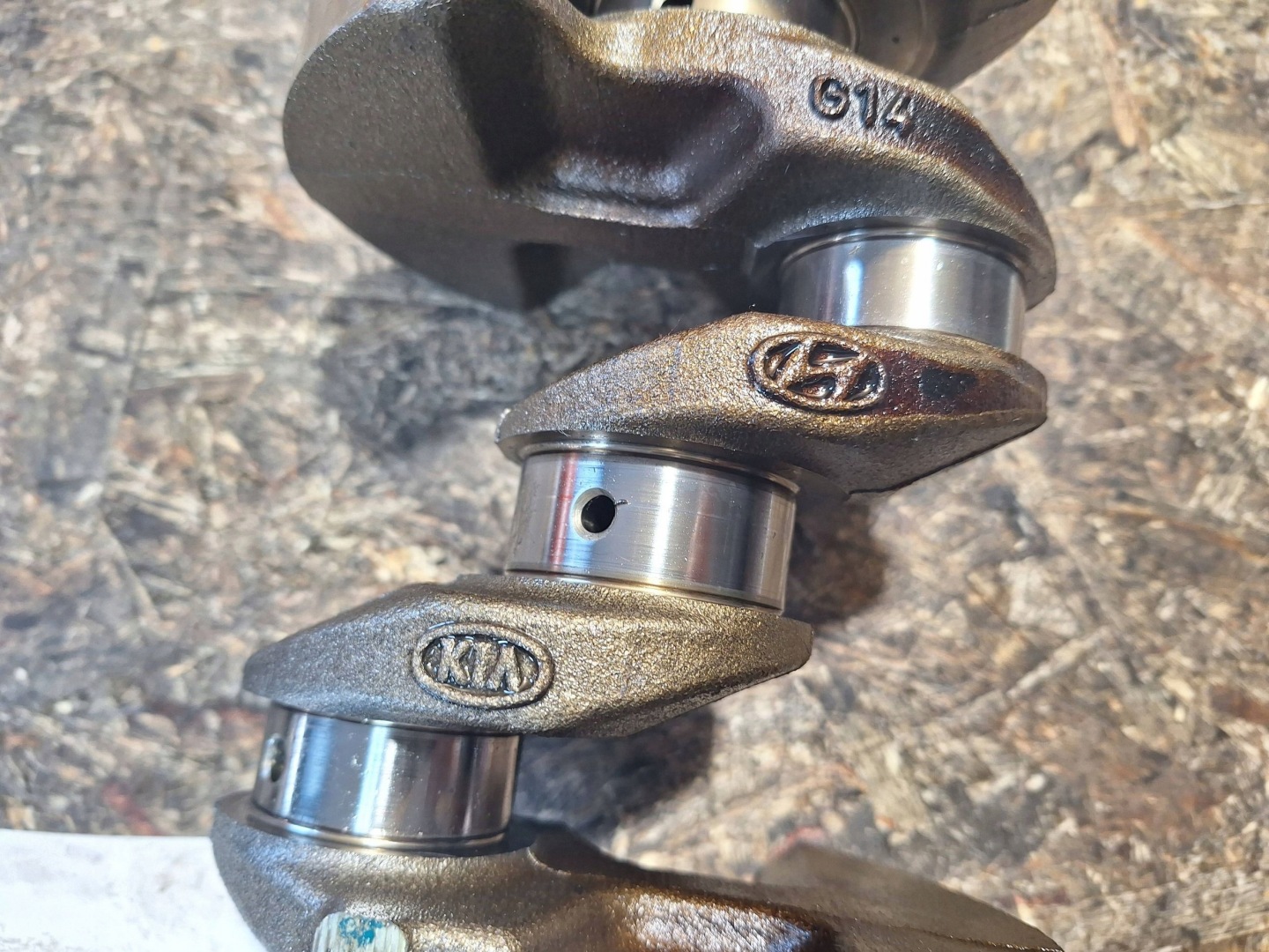 crank HYUNDAI ix20 VENGA 1.4 16V G4FA NOMINAL