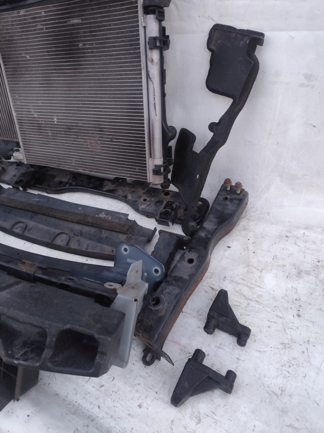RENAULT KADJAR 1.6 DCI support panel for radiators radiator KOMPLET DEMONTAZ